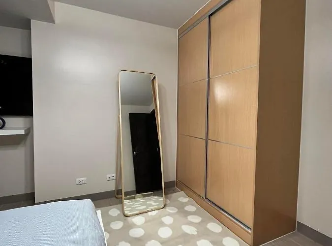 The By Eastwood Global Plaza Luxury Hotel Manila