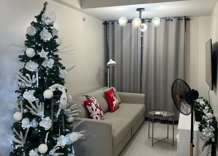 The By Eastwood Global Plaza Luxury * Manila
